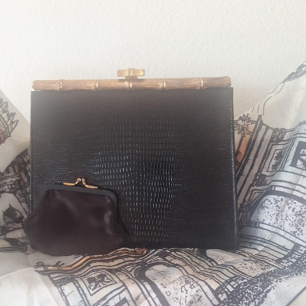 Vintage Elegant Quality Leather Black Clutch with Coin Purse Perfect Condition